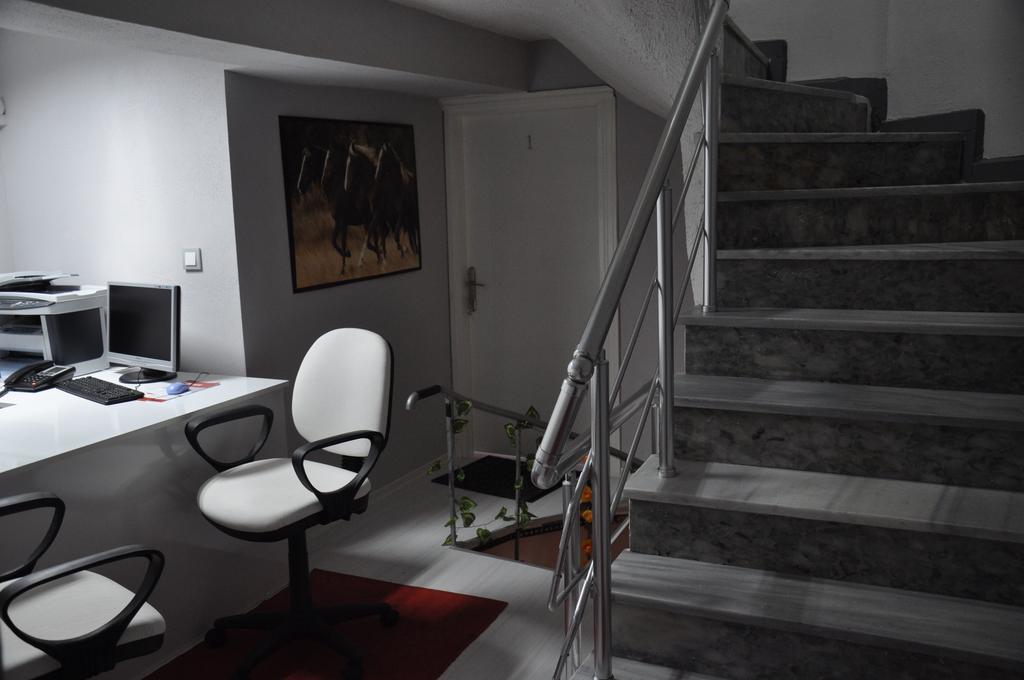 Aristo Galata Suites Istanbul Bagian luar foto